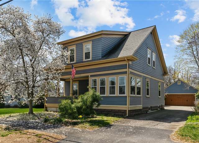 Property at 1255 Hope St, Bristol, RI 02809, 3 beds, 1.5 baths