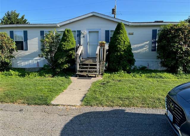 Property at 1 South Dr, Portsmouth, RI 02871, 3 beds, 2 baths