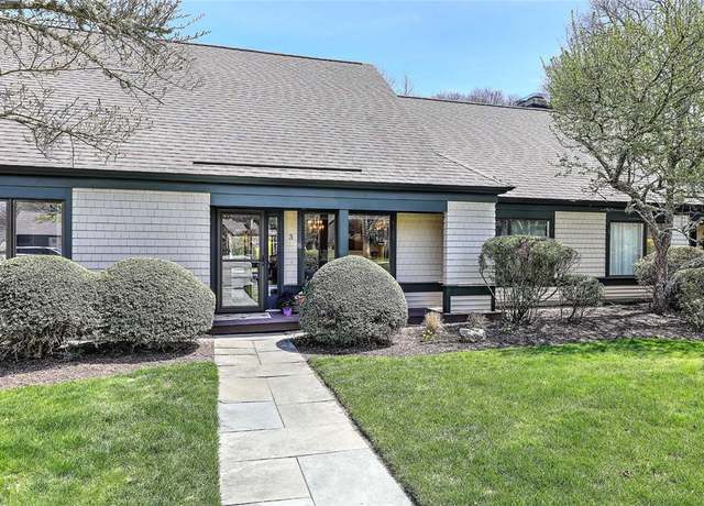 Property at 3 Pendleton Pl, Narragansett, RI 02882, 2 beds, 2 baths