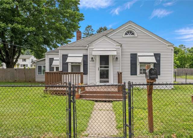 Property at 132 West St, West Warwick, RI 02893, 2 beds, 1 bath
