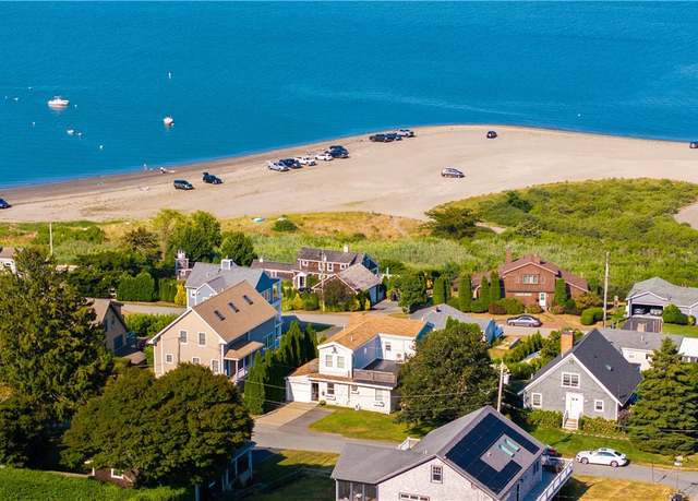 Property at 13 Karen St, Portsmouth, RI 02871, 2 beds, 3 baths