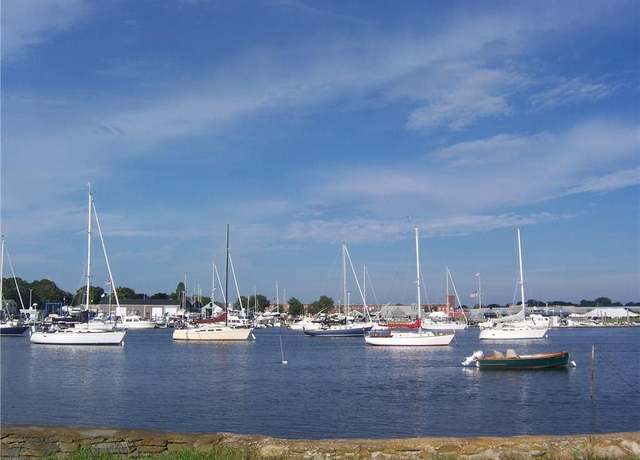 Property at 11 Mathewson Rd, Barrington, RI 02806