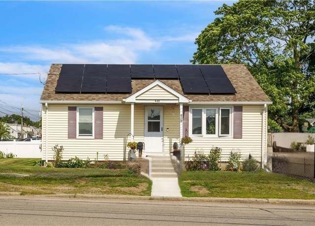 Property at 629 York Ave, Pawtucket, RI 02861, 2 beds, 1 bath