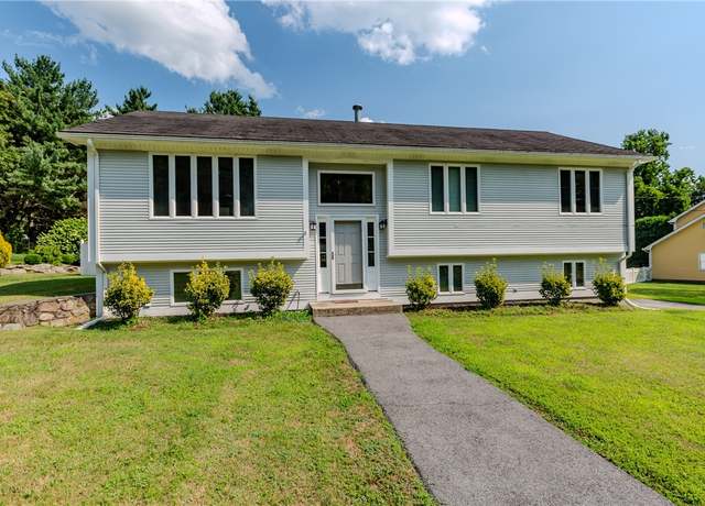 Property at 3 Hanton City Trl, Smithfield, RI 02917, 4 beds, 2 baths