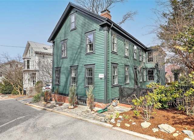 Property at 5 Burrs Ln, Providence, RI 02906, 3 beds, 2.5 baths