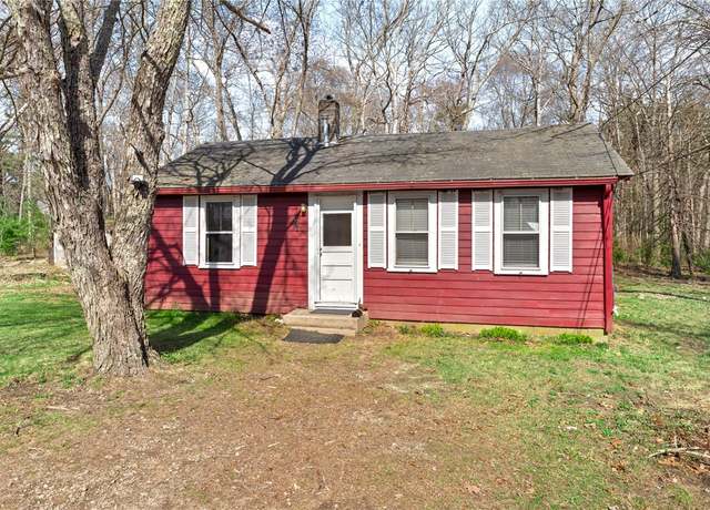 Property at 388 Chopmist Hill Rd, Glocester, RI 02814, 2 beds, 1 bath