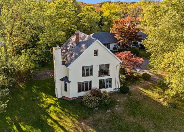 Property at 1705 Wampanoag Trl, Barrington, RI 02806, 3 beds, 2.5 baths