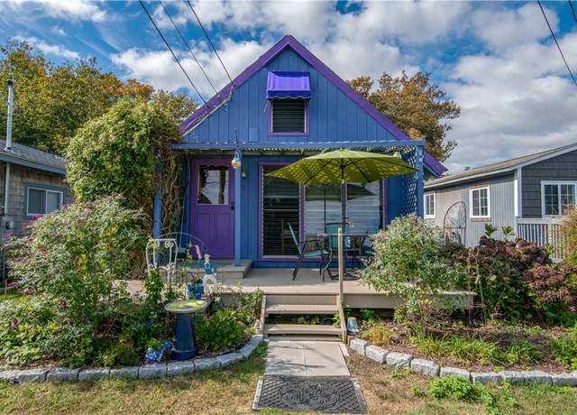 Property at 64 28 Burnside Ave, Narragansett, RI 02882, 1 bed, 1 bath