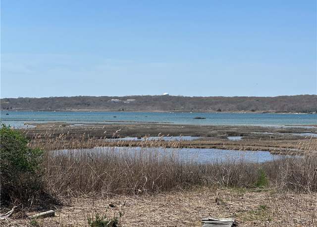 Property at 422 Atlantic Ave, Westerly, RI 02891, 3 beds, 1 bath