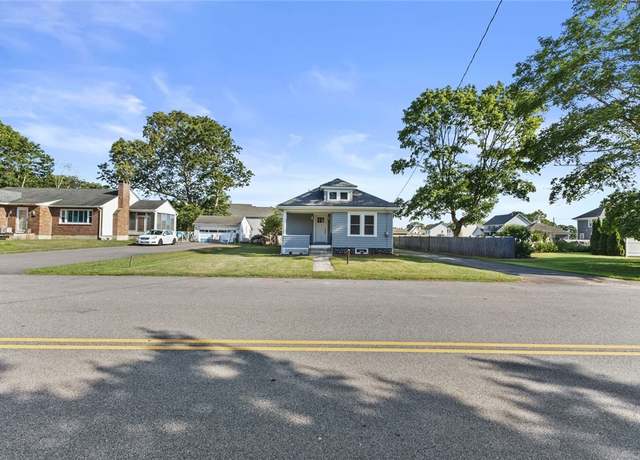 Property at 3 Riverview Ave, Westerly, RI 02891, 3 beds, 2 baths