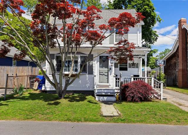 Property at 49 Bristol Ave, East Providence, RI 02915, 3 beds, 1 bath