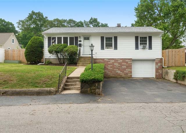 Property at 19 Paulette Dr, Coventry, RI 02816, 3 beds, 1 bath