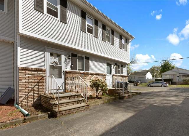 Property at 128 Prudence Ave #2, Providence, RI 02909, 2 beds, 1.5 baths