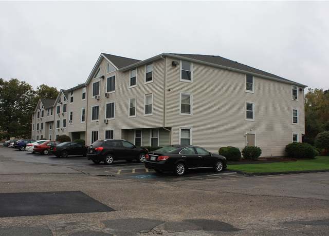Property at 201 Woodlawn Ave #303, North Providence, RI 02904, 2 beds, 2 baths