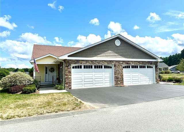 Property at 127 Bella Vista Circle Cir #68, Glocester, RI 02814, 2 beds, 3 baths