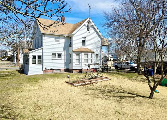 Property at 325 Savin Ave, West Haven, CT 06516, 2 beds, 2 baths