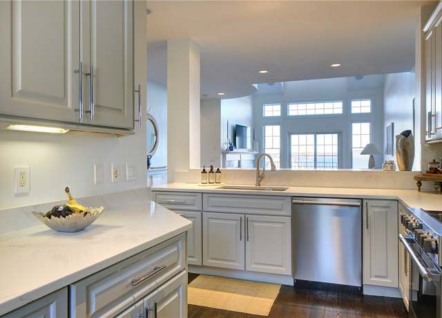 Property at 263 Village Rd, Tiverton, RI 02878, 3 beds, 3.5 baths