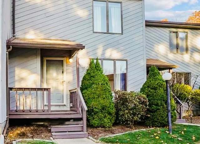 Property at 8 Kristee Cir #8, West Warwick, RI 02893, 2 beds, 1.5 baths
