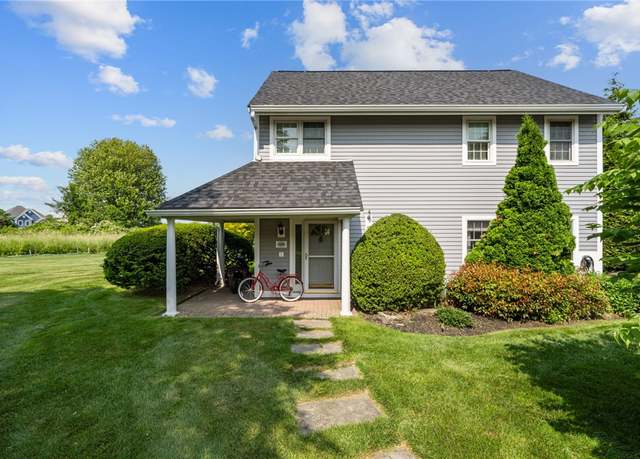 Property at 109 Corey Ln, Middletown, RI 02842, 3 beds, 2.5 baths