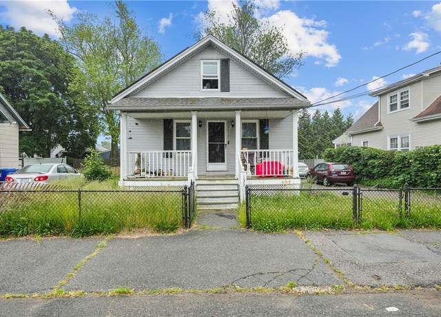 Property at 133 Hanover Ave, Pawtucket, RI 02861, 3 beds, 1.5 baths