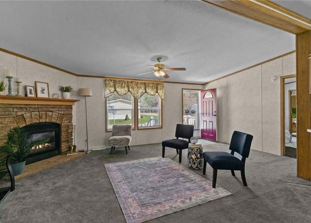 Property at 7 Giovanni Rose Ct, Coventry, RI 02816, 2 beds, 2 baths