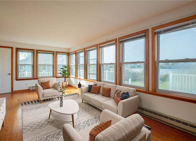 Property at 2523 Main Rd, Tiverton, RI 02878, 1 bed, 1 bath