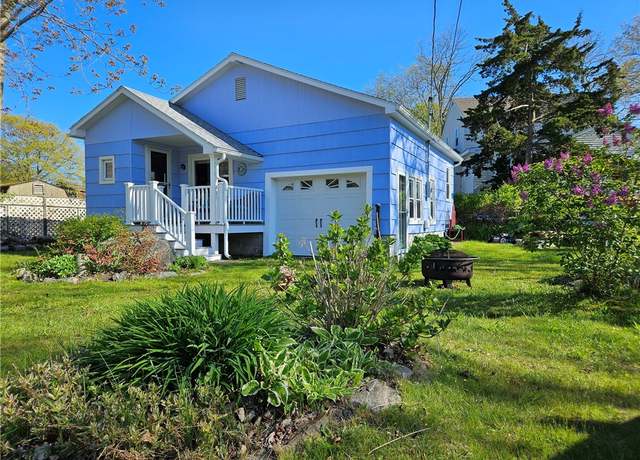 Property at 19 Lindberg Rd, Stonington, CT 06378, 2 beds, 1 bath