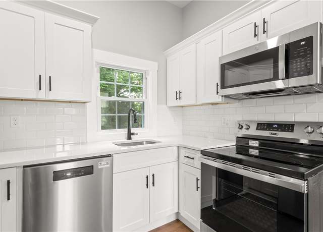 Property at 95 Roanoke St Unit 1B, Providence, RI 02908, 1 bed, 1 bath