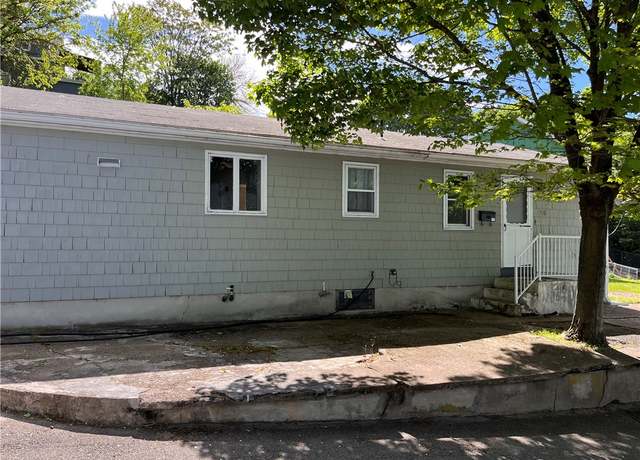 Property at 30 Japonica St, Pawtucket, RI 02860, 3 beds, 1 bath