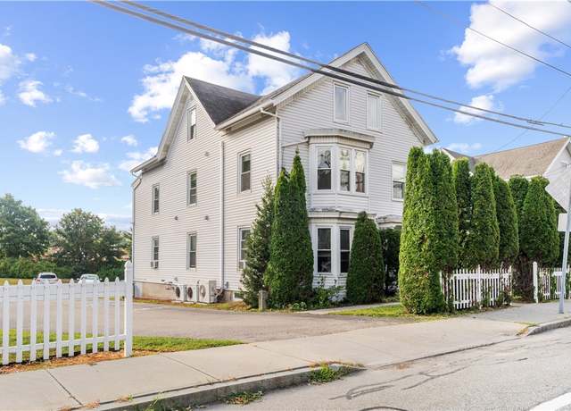 Property at 143 High St Unit B, Westerly, RI 02891, 3 beds, 2 baths