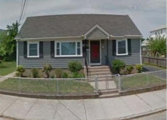 Property at 40 Hampton St, Providence, RI 02904, 2 beds, 1.5 baths
