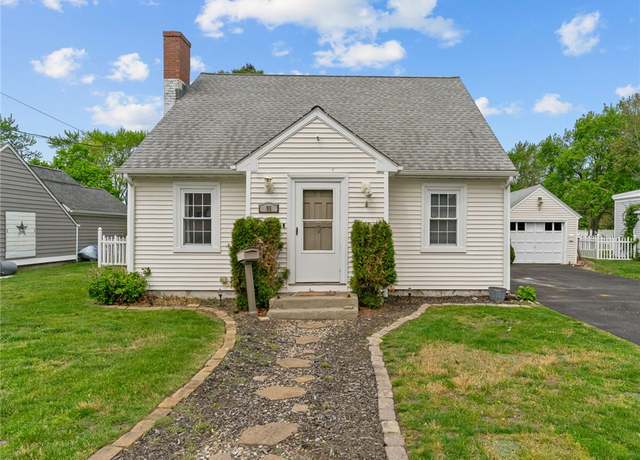 Property at 95 George Arden Ave, Warwick, RI 02886, 2 beds, 1 bath