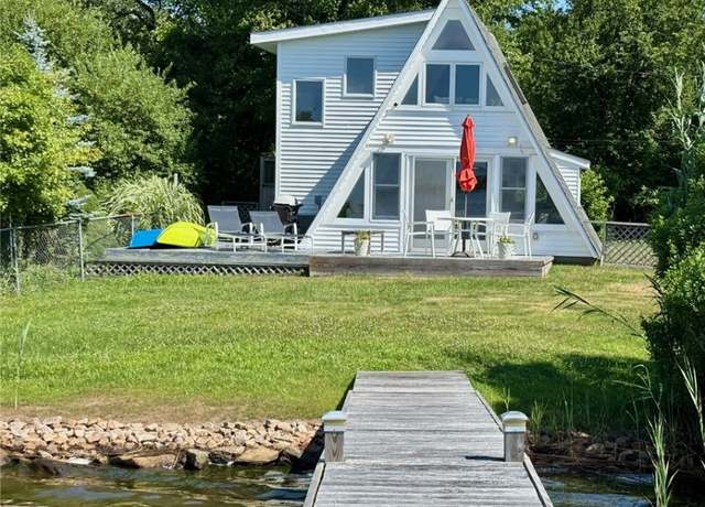 Property at 107 Wild Goose Rd, South Kingstown, RI 02879, 1 bed, 1 bath