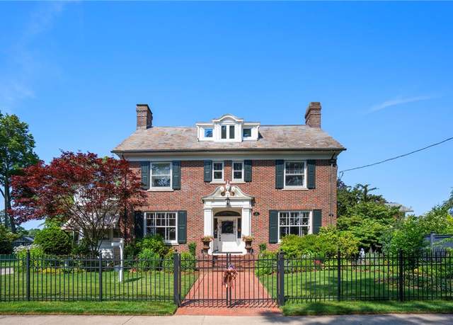 Property at 25 Seaview Ave, Cranston, RI 02905, 6 beds, 4 baths