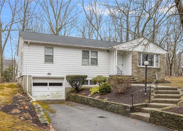Property at 1 Angell Rd, Lincoln, RI 02865, 3 beds, 1 bath