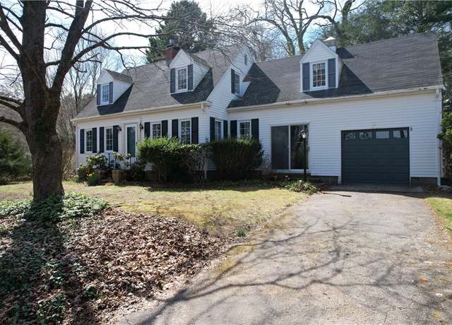Property at 23 Rockland Dr, South Kingstown, RI 02879, 3 beds, 1.5 baths