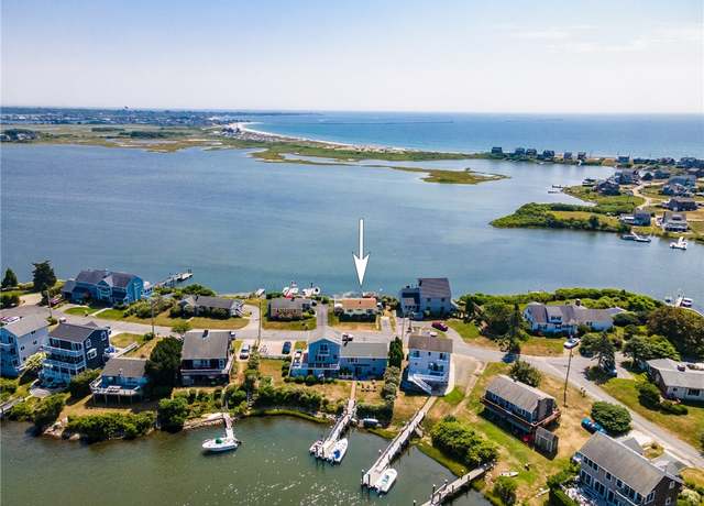 Property at 263 Prospect Rd, South Kingstown, RI 02879, 2 beds, 1.5 baths