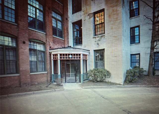 Property at 15 Higgins St #106, Smithfield, RI 02917, 1 bed, 1 bath