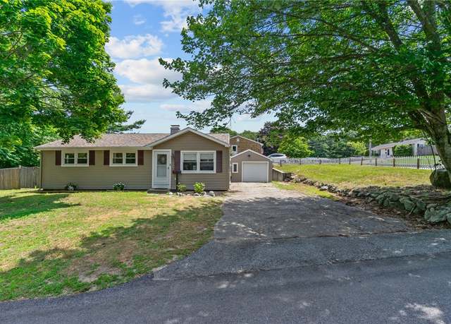 Property at 190 White Ave, Warwick, RI 02889, 3 beds, 1 bath