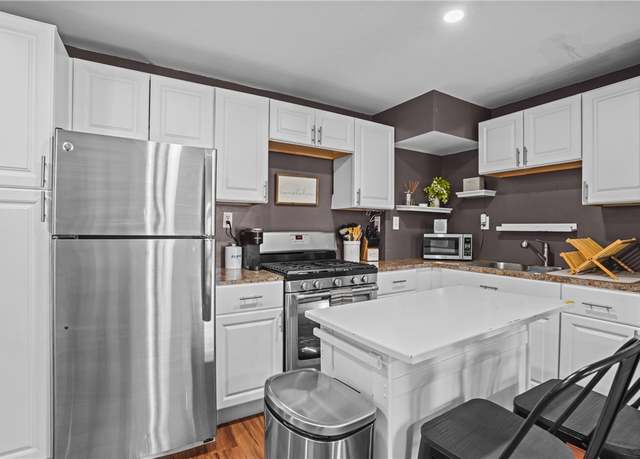 Property at 1305 Plainfield St, Johnston, RI 02919, 2 beds, 2 baths