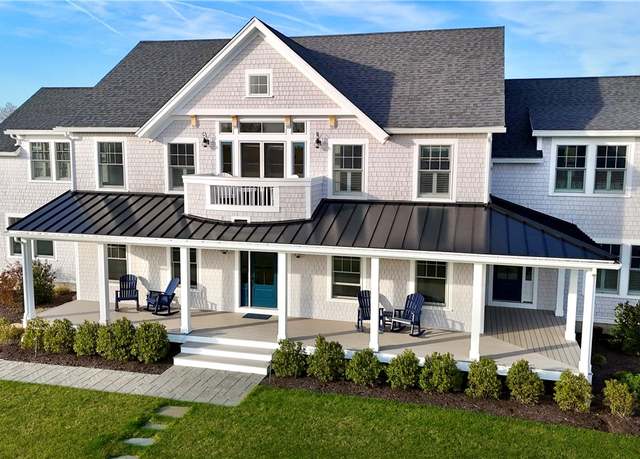 Property at 3 Bull Xing, Warren, RI 02885, 4 beds, 5 baths