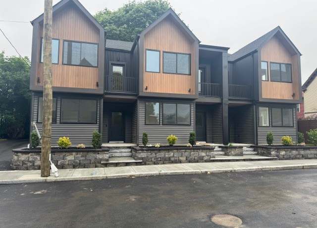 Property at 12 Daggett Ct #2, Providence, RI 02906, 3 beds, 2.5 baths