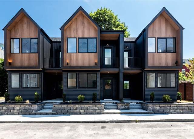 Property at 12 Daggett Ct #2, Providence, RI 02906, 3 beds, 2.5 baths