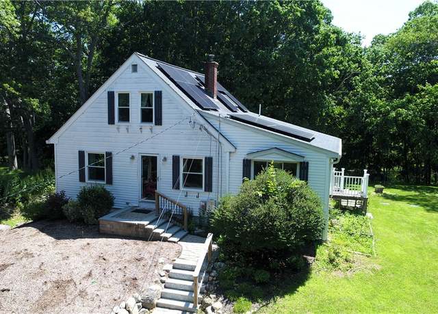 Property at 61 Abbotts Crossing Rd, Coventry, RI 02816, 3 beds, 1 bath
