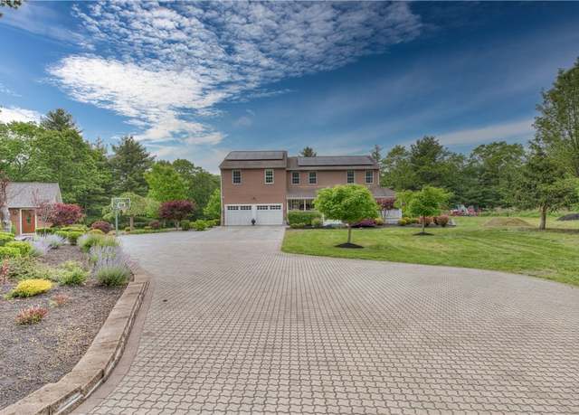 Property at 34 Ledgefield Rd, Scituate, RI 02857, 6 beds, 5 baths