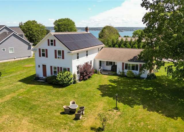 Property at 20 Borden Farm Rd, Portsmouth, RI 02871, 4 beds, 3 baths