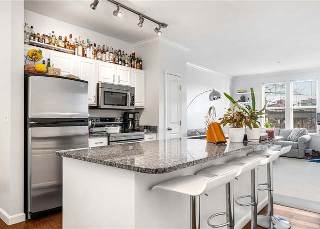 Property at 1000 Providence Pl #236, Providence, RI 02903, 1 bed, 1 bath