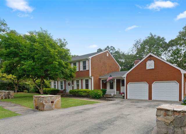 Property at 85 North Cobble Hill Rd, Warwick, RI 02886, 4 beds, 2.5 baths