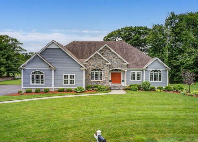 Property at 6 Kenwood Ct, Seekonk, MA 02771, 3 beds, 2.5 baths