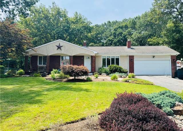 Property at 25 Beechnut Dr, Johnston, RI 02919, 3 beds, 1 bath